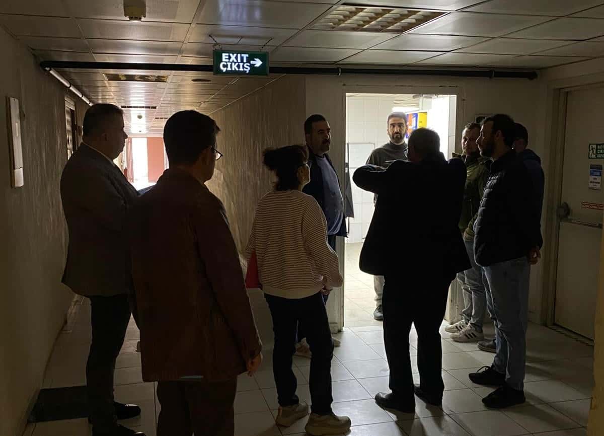 Sabahtan Akşama, Bodrum Kattan Çatıya Bina Turu.